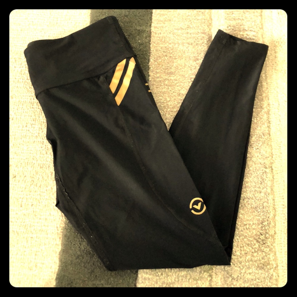 Virus Bioceramic Conpression Pants sz M. 🏋️‍♀️